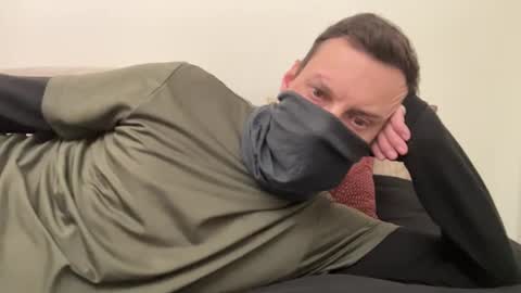 Snapshot of i_o_ro chatting on 12-02-25, 08:08 i o ro online show from 12-02-25, 08:08