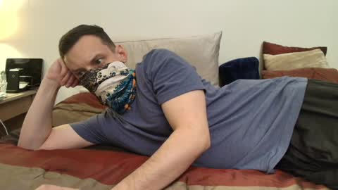 Snapshot of i_o_ro chatting on 03-14-26, 02:39 i o ro online show from 03-14-26, 02:39