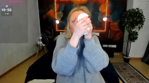 Snapshot of i_will_wake_u_up chatting on 02-05-26, 01:54 Samanta online show from 02-05-26, 01:54