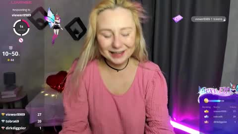 Snapshot of i_will_wake_u_up chatting on 02-14-26, 08:11 Samanta online show from 02-14-26, 08:11