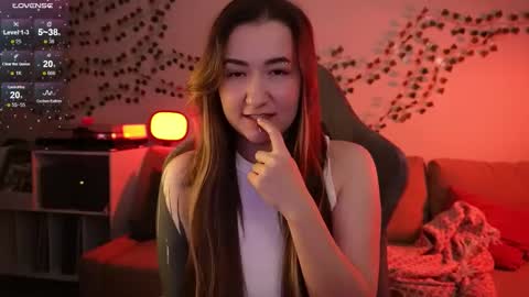 Meg  online show from 10-20-25, 01:06