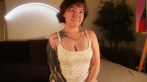 Snapshot of iam_meg chatting on 06-18-26, 05:30 Meg online show from 06-18-26, 05:30