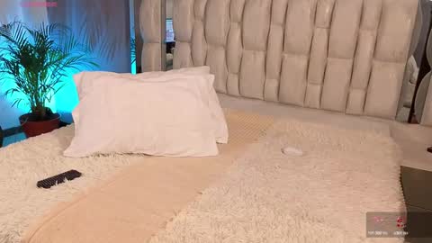 mia time online 3pm- 8pm online show from 09-19-25, 11:05