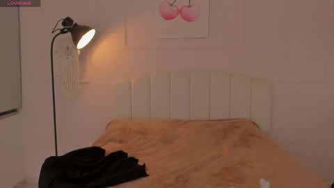Milly online show from 05-13-26, 03:26