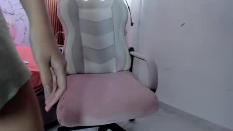 iam_monika online show from 07-04-26, 09:10