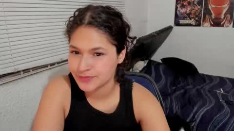 On instagram Imm  NikkiHelp me reach 100 likes online show from 01-07-26, 01:41