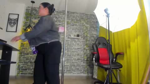 Snapshot of iam_samy chatting on 01-26-25, 06:06 Samy online show from 01-26-25, 06:06