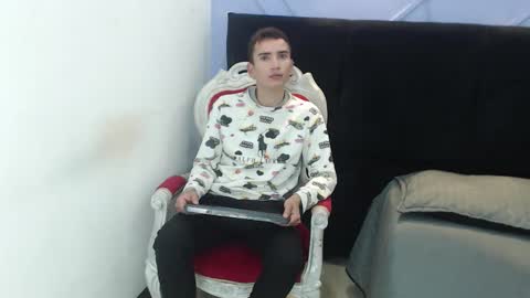 Iam Smith  online show from 01-16-26, 12:20