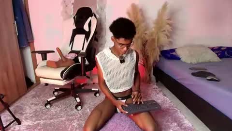 Snapshot of iamandrey_ chatting on 07-17-26, 12:06 iamandrey_ online show from 07-17-26, 12:06