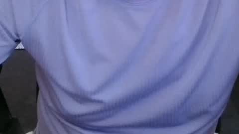Snapshot of iambob545 chatting on 05-13-26, 11:33 iambob545 online show from 05-13-26, 11:33