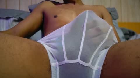 Snapshot of iambored91 chatting on 04-12-26, 07:02 Bully online show from 04-12-26, 07:02