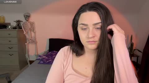 Crystal online show from 02-02-25, 04:37