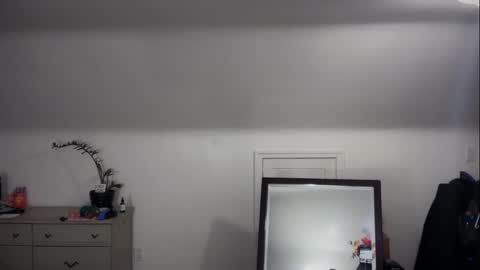 Crystal online show from 11-30-25, 03:27