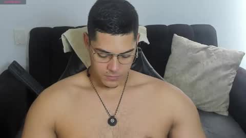 Dylan  independent model  online show from 04-16-26, 12:39