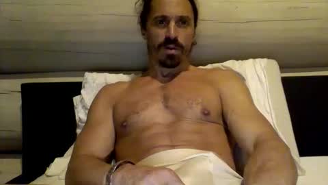 iamfa9 online show from 12-22-25, 03:03