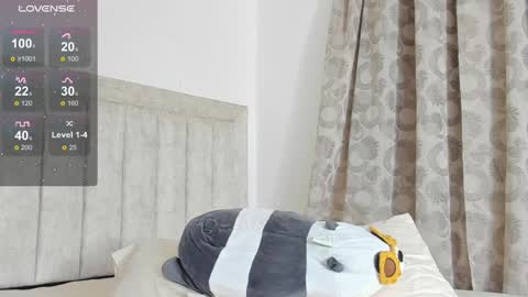 Juliiiiian online show from 01-16-25, 01:58