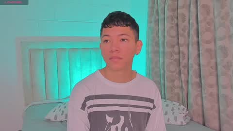 Juliiiiian online show from 01-21-25, 11:13