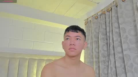 Juliiiiian online show from 01-28-25, 11:17