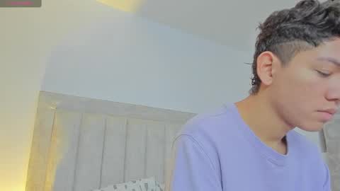 Juliiiiian online show from 03-12-25, 10:37