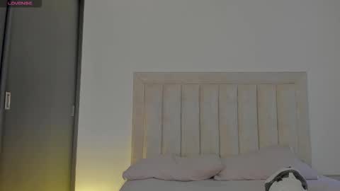 Juliiiiian online show from 12-03-25, 12:03