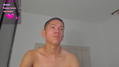 Juliiiiian online show from 02-12-26, 09:04