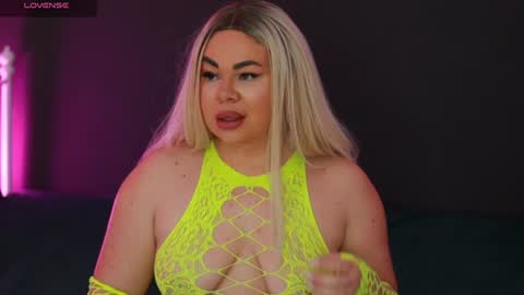 Snapshot of iamlila chatting on 12-11-24, 05:48 Lila online show from 12-11-24, 05:48