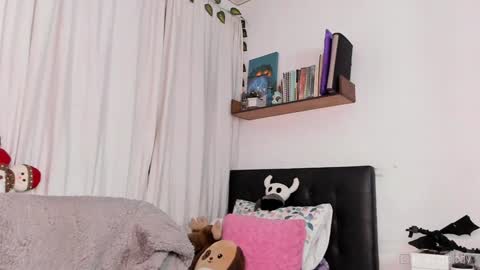 Mel  online show from 12-27-24, 06:57