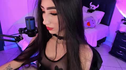 Snapshot of iammelody_ chatting on 10-25-25, 03:14 Mel online show from 10-25-25, 03:14