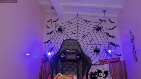 Nayuta online show from 10-26-25, 07:53