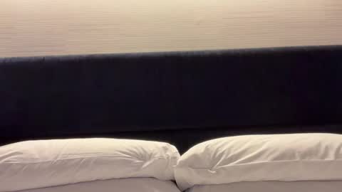 Iamthecowgodmoo online show from 12-06-24, 11:54