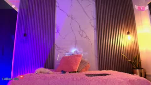 Snapshot of iamvictoria06 chatting on 10-05-25, 07:23 V I C T O R I A online show from 10-05-25, 07:23