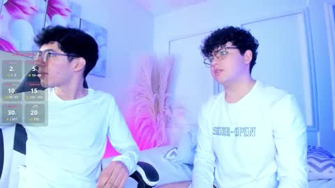 Snapshot of ian_and_austin chatting on 01-10-26, 12:29 Ian and Austin online show from 01-10-26, 12:29