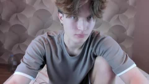 Ian Flor online show from 04-06-26, 03:13