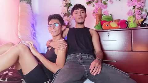 Snapshot of ian_hunter01 chatting on 02-18-26, 01:51 IAN HUNTER online show from 02-18-26, 01:51