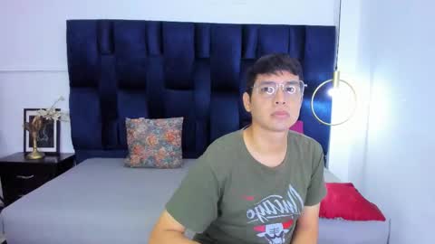 ian_yin online show from 03-24-26, 03:44