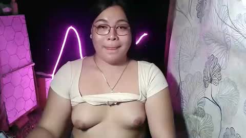 Snapshot of iana_whorexxx chatting on 04-18-26, 07:12 iana online show from 04-18-26, 07:12