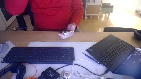 iandy12 online show from 11-27-25, 10:23