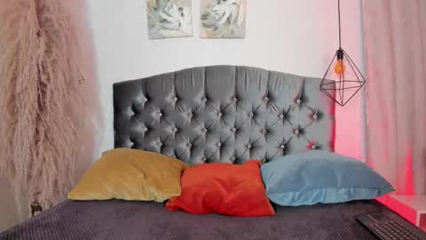 ian  online show from 10-24-25, 04:31