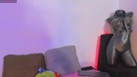 Ian Lark online show from 04-12-26, 03:39