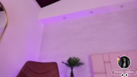 I A R A   online show from 01-30-25, 03:29