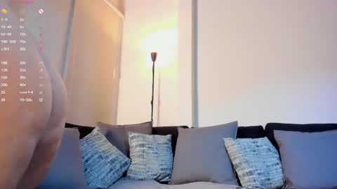 I A R A   online show from 11-26-25, 10:49