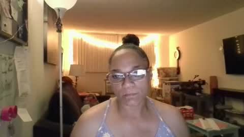 icanbnaughty1983 online show from 06-27-26, 10:09
