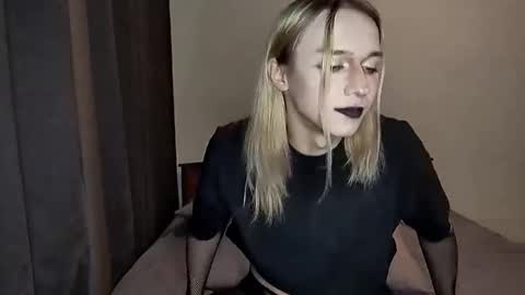 Jade online show from 12-05-25, 03:52