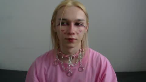 Jade online show from 04-07-26, 10:37