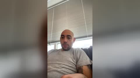 Snapshot of icecreammanx chatting on 12-16-25, 10:37 icecreammanx online show from 12-16-25, 10:37