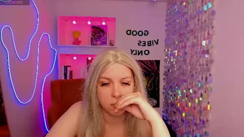 icedafna online show from 07-01-26, 12:40