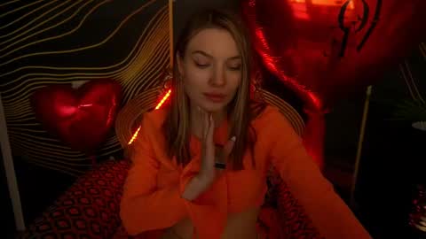 Danielle online show from 02-19-25, 04:11