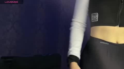 Ksenia online show from 04-18-26, 04:00