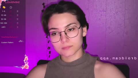 Snapshot of iceeheart chatting on 05-16-26, 09:46 Ksenia online show from 05-16-26, 09:46