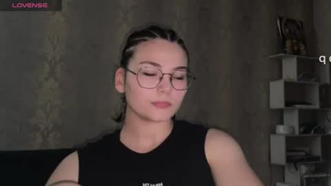 Snapshot of iceeheart chatting on 07-15-26, 02:22 Ksenia online show from 07-15-26, 02:22